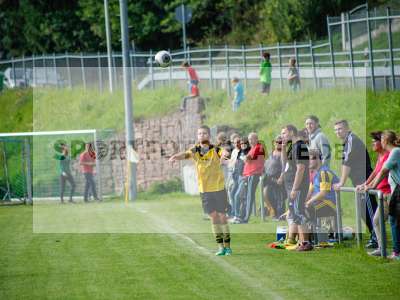Fotos von BC Aura - FC Germania Ruppertshütten auf sportfotografie.de