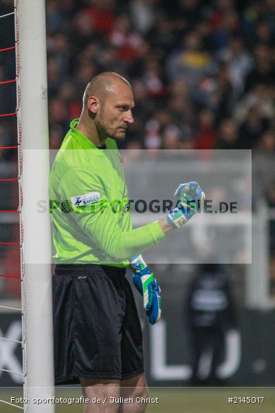 Robert Wulnikowski, Wuerzburg, Soccer, FC Würzburger Kickers, Fussball, 1. FC Schweinfurt 05, Derby, Frankenderby, Flyeralarm-Arena, Würzburg, Regionalliga, Bayern, Dallenberg - Bild-ID: 2145017