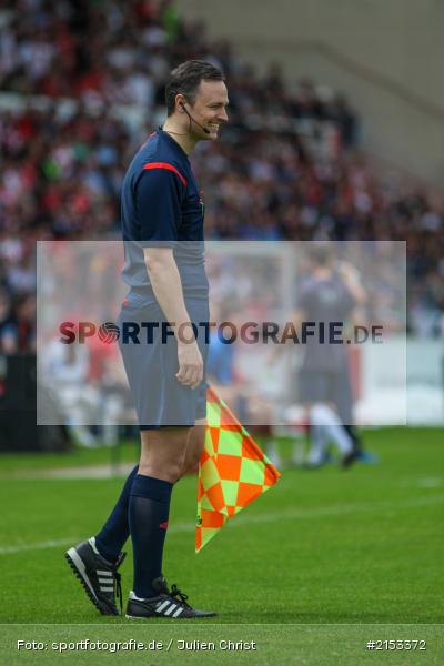 Schiedsrichter, Malte Dittrich, flyeralarm Arena, Dallenberg, Kickers Stadion, 3. Liga, Relegation, Meisterschaft, 1. FC Saarbrücken, FC Würzburger Kickers - Bild-ID: 2153372