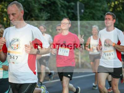 Fotos von WUE2RUN - Firmenlauf 2015 auf sportfotografie.de