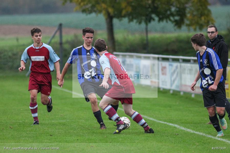 Dominik Hehrlein, Marco Schrenker, Timo Weickert, Retzbach, Kreisliga Würzburg, 25.10.2015, Fussball, FV Gemünden/Seifriedsburg, TSV Retzbach - Bild-ID: 2157009