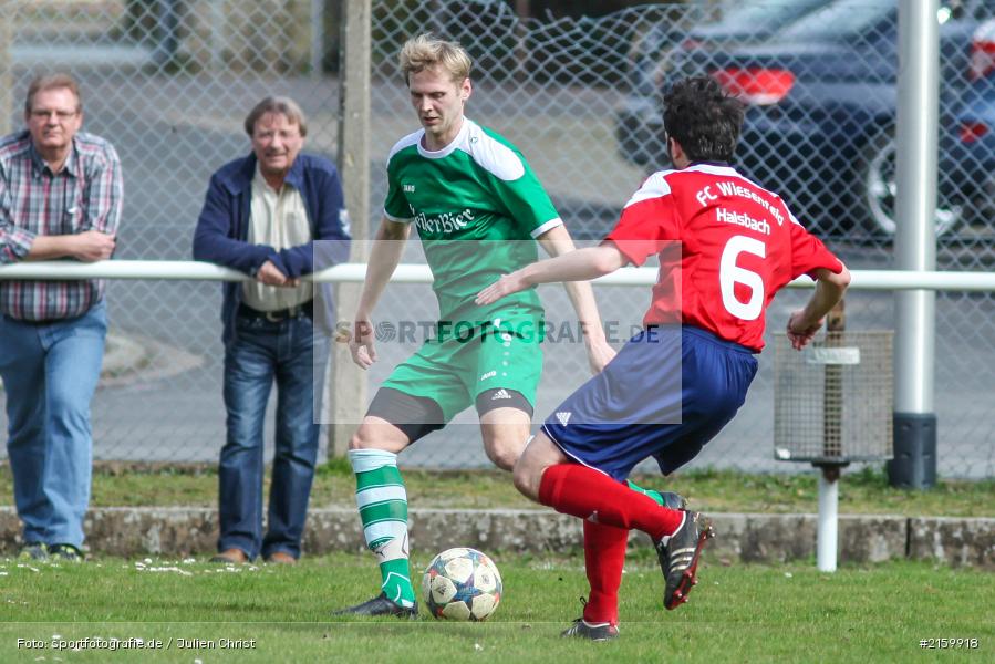 Dominik Kohlhepp, Felix Strohmenger, Derby, 03.04.2016, Kreisliga Würzburg, Fussball, FC Wiesenfeld-Halsbach, FV Karlstadt - Bild-ID: 2159918 Dominik Kohlhepp, Felix Strohmenger, Derby, 03.04.2016, Kreisliga Würzburg, Fussball, FC Wiesenfeld-Halsbach, FV Karlstadt - Bild-ID: 2159918