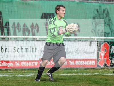 Fotos von FV Karlstadt - FC Wiesenfeld-Halsbach auf sportfotografie.de