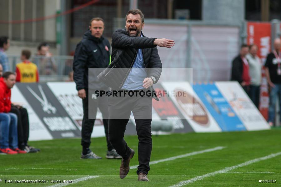 Bernd Hollerbach, 09.04.2016, flyeralarm Arena, Würzburg, Fussball, 3. Liga, SV Stuttgarter Kickers, FC Würzburger Kickers - Bild-ID: 2160182