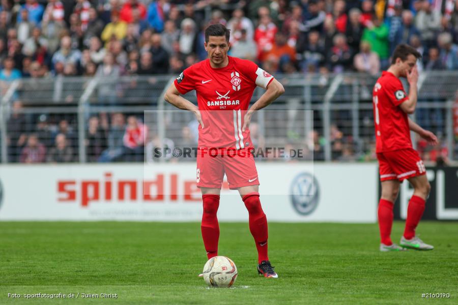 Amir Shapourzadeh, 09.04.2016, flyeralarm Arena, Würzburg, Fussball, 3. Liga, SV Stuttgarter Kickers, FC Würzburger Kickers - Bild-ID: 2160190