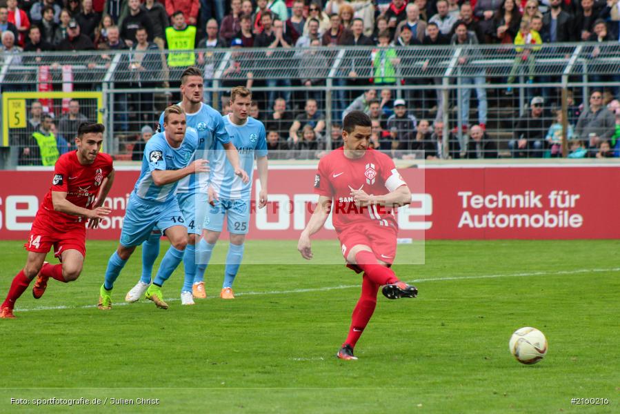 Amir Shapourzadeh, 09.04.2016, flyeralarm Arena, Würzburg, Fussball, 3. Liga, SV Stuttgarter Kickers, FC Würzburger Kickers - Bild-ID: 2160216