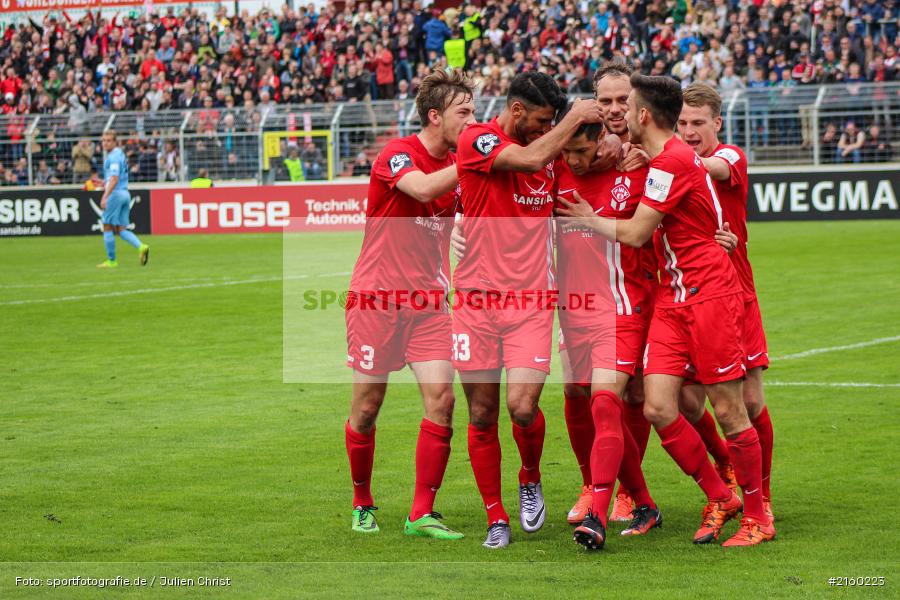 Elia Soriano, Dominik Nothnagel, Joannis Karsanidis, Rico Benatelli, Amir Shapourzadeh, 09.04.2016, flyeralarm Arena, Würzburg, Fussball, 3. Liga, SV Stuttgarter Kickers, FC Würzburger Kickers - Bild-ID: 2160223