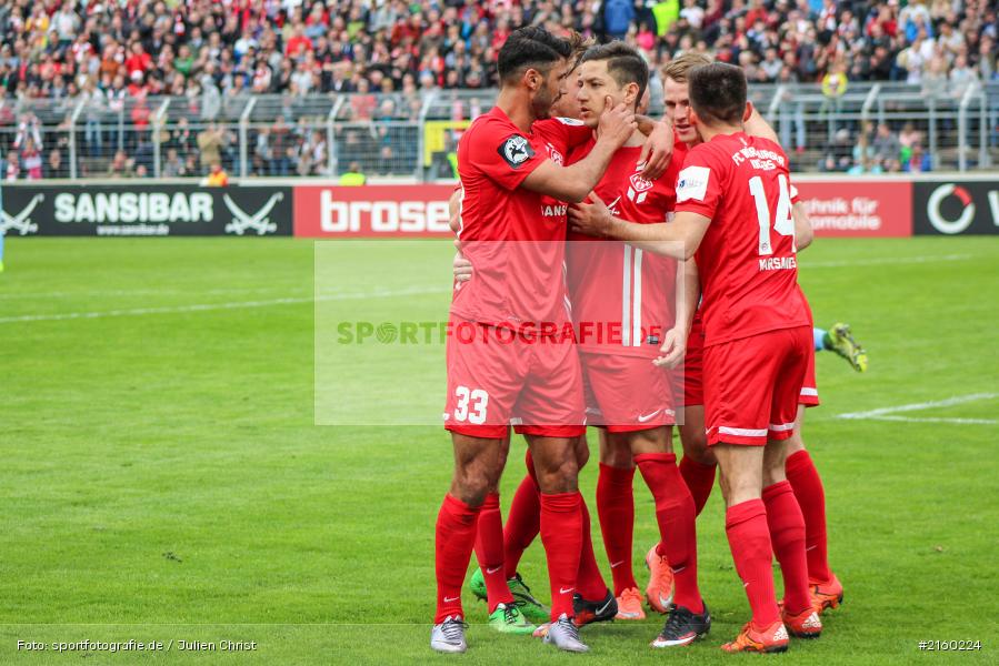 Amir Shapourzadeh, Joannis Karsanidis, Elia Soriano, 09.04.2016, flyeralarm Arena, Würzburg, Fussball, 3. Liga, SV Stuttgarter Kickers, FC Würzburger Kickers - Bild-ID: 2160224