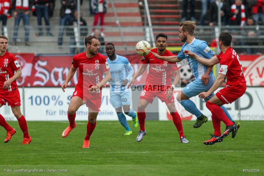 Amir Shapourzadeh, Rico Benatelli, Sandrino Braun, 09.04.2016, flyeralarm Arena, Würzburg, Fussball, 3. Liga, SV Stuttgarter Kickers, FC Würzburger Kickers - Bild-ID: 2160258