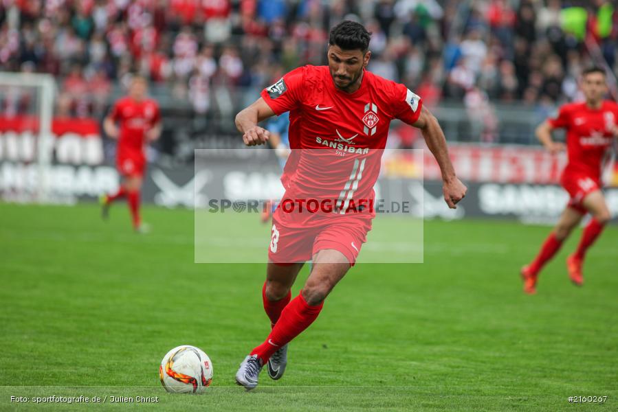 Elia Soriano, 09.04.2016, flyeralarm Arena, Würzburg, Fussball, 3. Liga, SV Stuttgarter Kickers, FC Würzburger Kickers - Bild-ID: 2160267