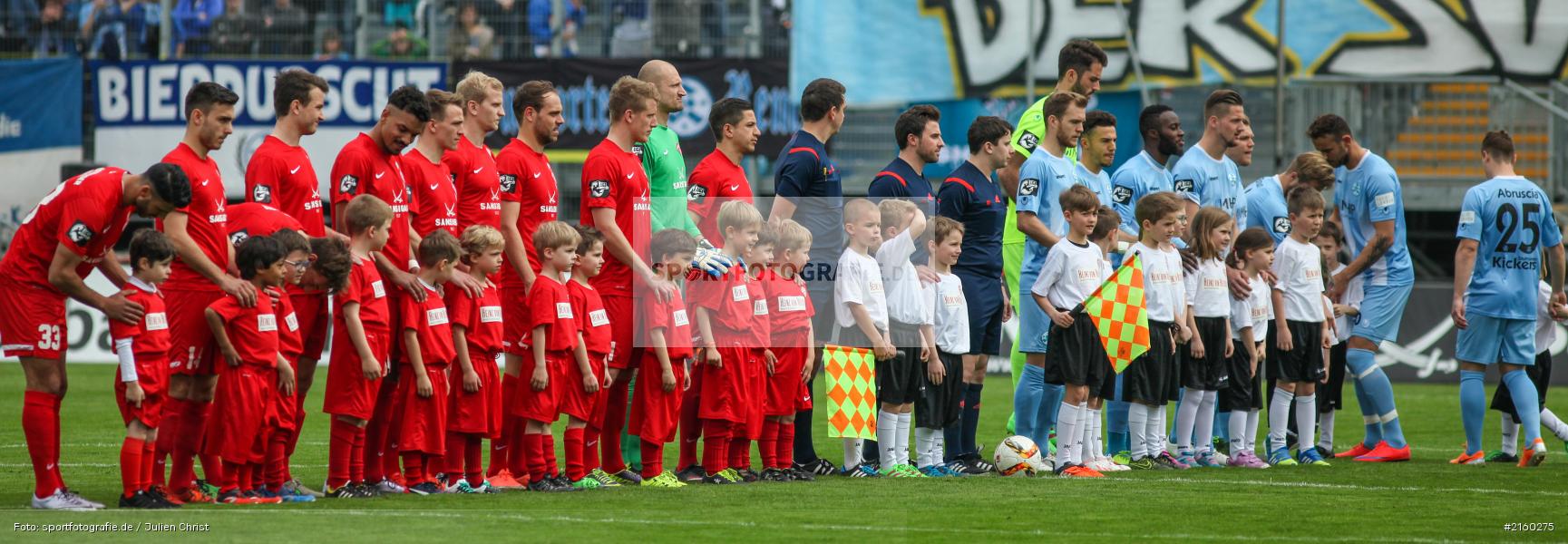 Teams, 09.04.2016, flyeralarm Arena, Würzburg, Fussball, 3. Liga, SV Stuttgarter Kickers, FC Würzburger Kickers - Bild-ID: 2160275