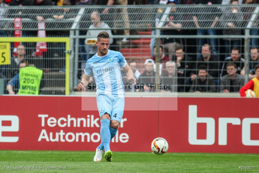 Hendrik Starostzik, 09.04.2016, flyeralarm Arena, Würzburg, Fussball, 3. Liga, SV Stuttgarter Kickers, FC Würzburger Kickers - Bild-ID: 2160277