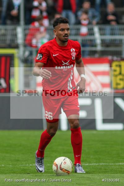 Royal-Dominique Fennell, 09.04.2016, flyeralarm Arena, Würzburg, Fussball, 3. Liga, SV Stuttgarter Kickers, FC Würzburger Kickers - Bild-ID: 2160281