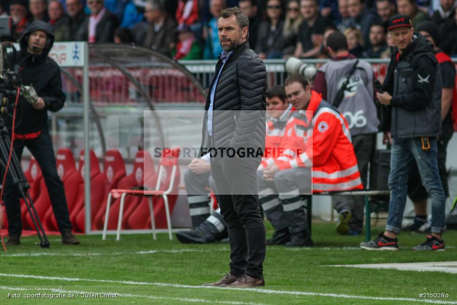 Bernd Hollerbach, 09.04.2016, flyeralarm Arena, Würzburg, Fussball, 3. Liga, SV Stuttgarter Kickers, FC Würzburger Kickers - Bild-ID: 2160286