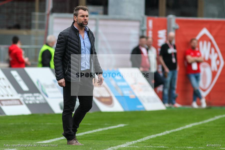 Bernd Hollerbach, 09.04.2016, flyeralarm Arena, Würzburg, Fussball, 3. Liga, SV Stuttgarter Kickers, FC Würzburger Kickers - Bild-ID: 2160296