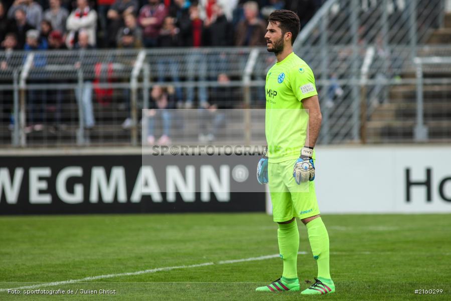 Korbinian Müller, 09.04.2016, flyeralarm Arena, Würzburg, Fussball, 3. Liga, SV Stuttgarter Kickers, FC Würzburger Kickers - Bild-ID: 2160299