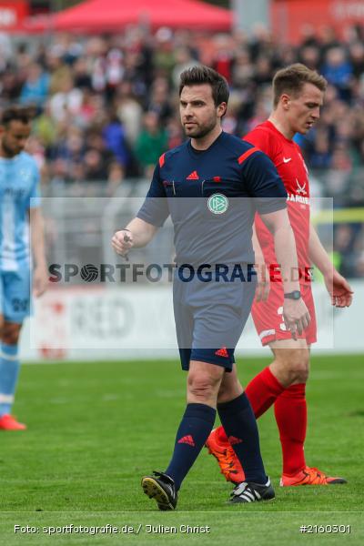 Johann Pfeifer, 09.04.2016, flyeralarm Arena, Würzburg, Fussball, 3. Liga, SV Stuttgarter Kickers, FC Würzburger Kickers - Bild-ID: 2160301