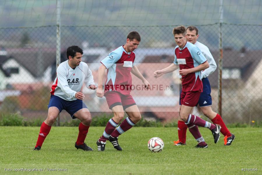 Fussball, 24.04.2016, Gruppe 2, Kreisliga Würzburg, TSV Retzbach, FC Wiesenfeld-Halsbach - Bild-ID: 2161054