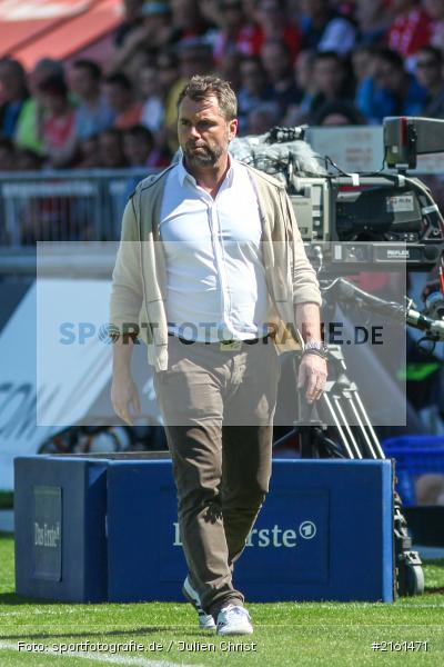 Bernd Hollerbach, 07.05.2016, Würzburg, flyeralarm Arena, Bayern, Unterfranken, 3. Liga, Fussball, Holstein Kiel, FC Würzburger Kickers - Bild-ID: 2161471