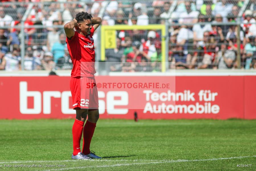 Royal-Dominique Fennell, 07.05.2016, Würzburg, flyeralarm Arena, Bayern, Unterfranken, 3. Liga, Fussball, Holstein Kiel, FC Würzburger Kickers - Bild-ID: 2161477