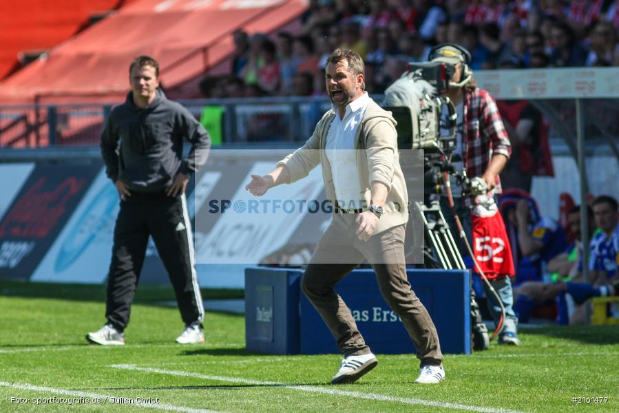 Bernd Hollerbach, 07.05.2016, Würzburg, flyeralarm Arena, Bayern, Unterfranken, 3. Liga, Fussball, Holstein Kiel, FC Würzburger Kickers - Bild-ID: 2161479