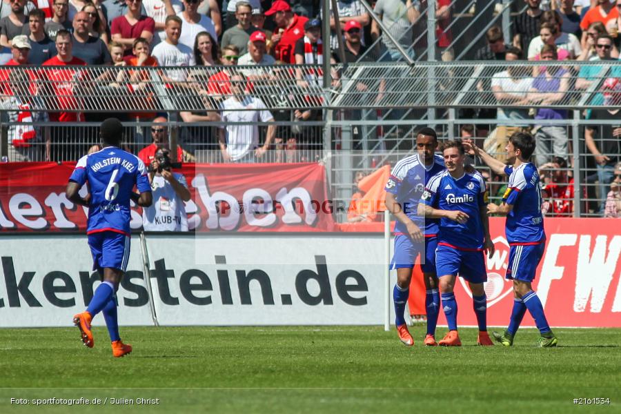 Steven Lewerenz, 07.05.2016, flyeralarm Arena, Würzburg, 3. Liga, Fussball, Holstein Kiel, FC Würzburger Kickers - Bild-ID: 2161534