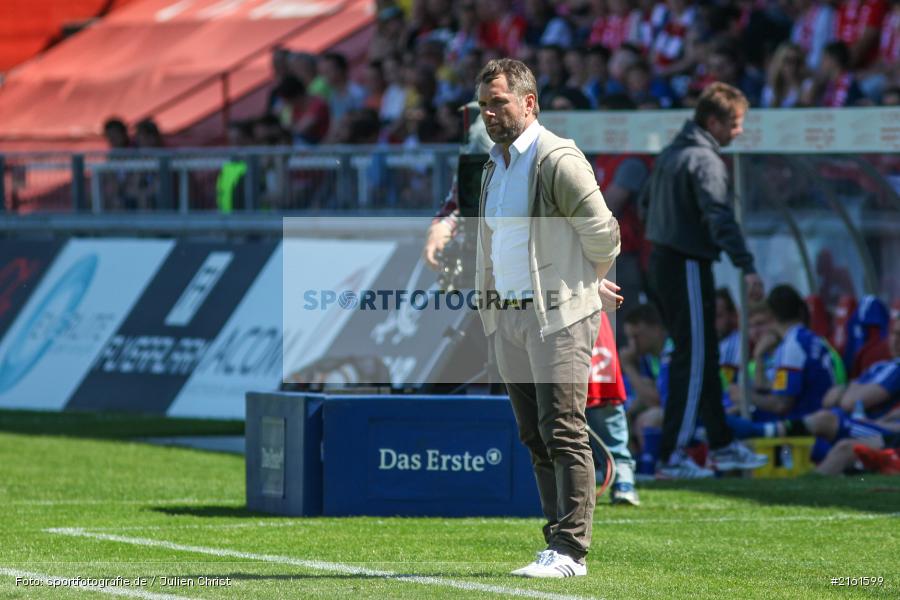 Bernd Hollerbach, 07.05.2016, flyeralarm Arena, Würzburg, 3. Liga, Fussball, Holstein Kiel, FC Würzburger Kickers - Bild-ID: 2161599