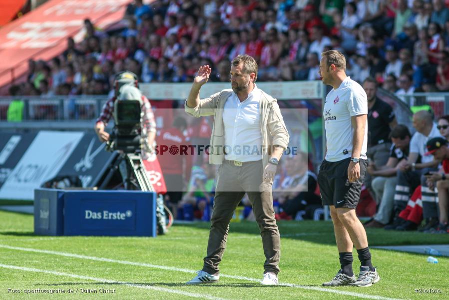 Bernd Hollerbach, 07.05.2016, flyeralarm Arena, Würzburg, 3. Liga, Fussball, Holstein Kiel, FC Würzburger Kickers - Bild-ID: 2161616