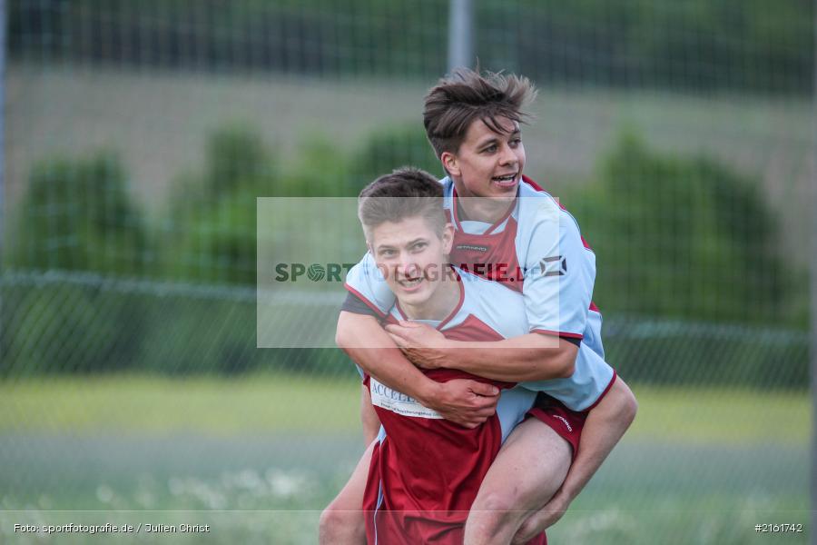 Dominik Hehrlein, Maximilian Köstler, Retzbach, 16.05.2016, Fussball, Kreisliga Würzburg, SV Birkenfeld, TSV Retzbach - Bild-ID: 2161742