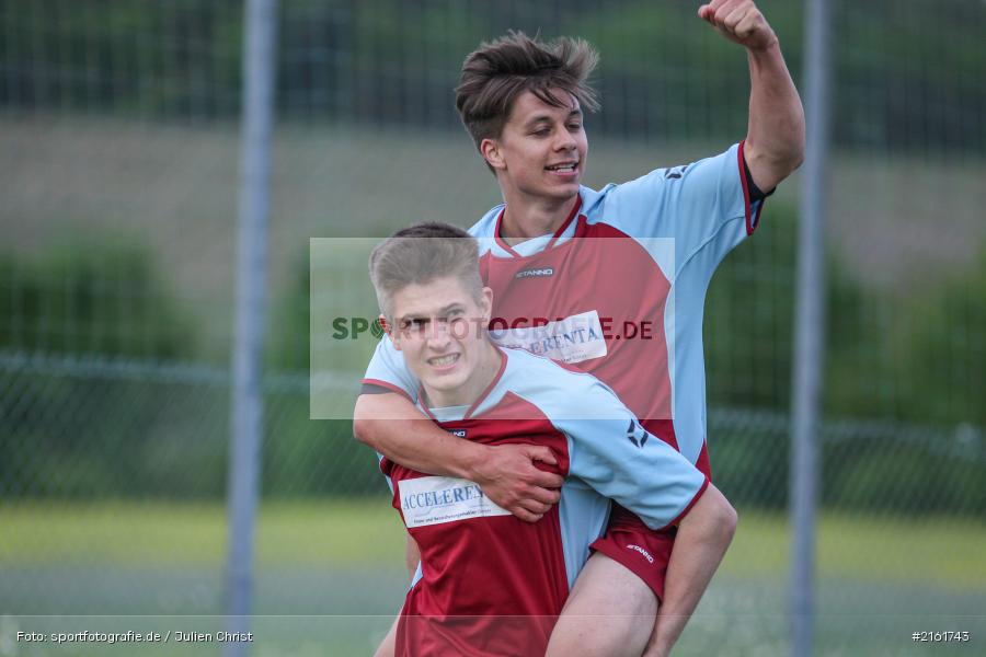 Dominik Hehrlein, Maximilian Köstler, Retzbach, 16.05.2016, Fussball, Kreisliga Würzburg, SV Birkenfeld, TSV Retzbach - Bild-ID: 2161743