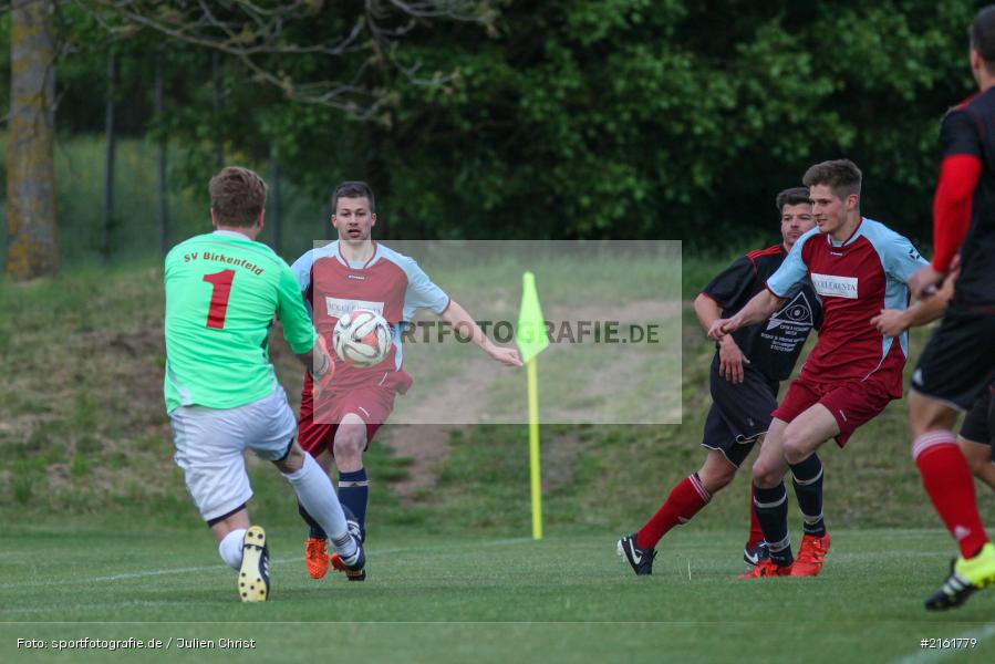 Tobias Hehrlein, Julian Konrad, 16.05.2016, Gruppe 2, Kreisliga Würzburg, Fussball, SV Birkenfeld, TSV Retzbach - Bild-ID: 2161779