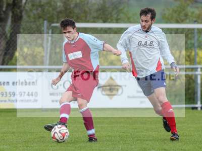 Fotos von FC Wiesenfeld-Halsbach - TSV Retzbach auf sportfotografie.de