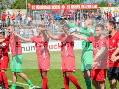 Fotos von FC Würzburger Kickers - Holstein Kiel auf sportfotografie.de