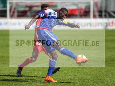 Fotos von FC Würzburger Kickers - Holstein Kiel auf sportfotografie.de
