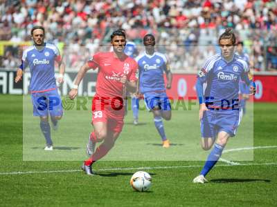 Fotos von FC Würzburger Kickers - Holstein Kiel auf sportfotografie.de