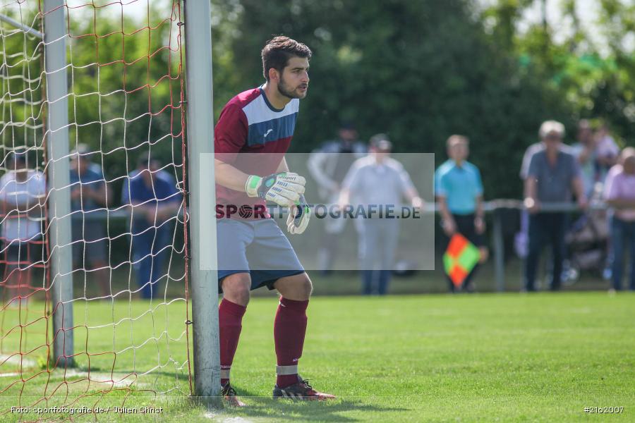 Daniel Roß, 26.05.2016, Fussball, Bezirksliga Ufr., Relegation, VfR Großostheim, SG Hettstadt - Bild-ID: 2162007 Daniel Roß, 26.05.2016, Fussball, Bezirksliga Ufr., Relegation, VfR Großostheim, SG Hettstadt - Bild-ID: 2162007