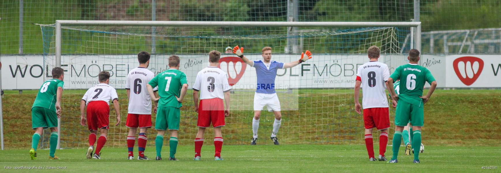 Julian Konrad, Stefan Pfeuffer, FC Blau Weiss Leinach, 28.05.2016, Kreisliga Würzburg Gruppe 2, Relegation, FV Thüngersheim, SV Birkenfeld - Bild-ID: 2162161