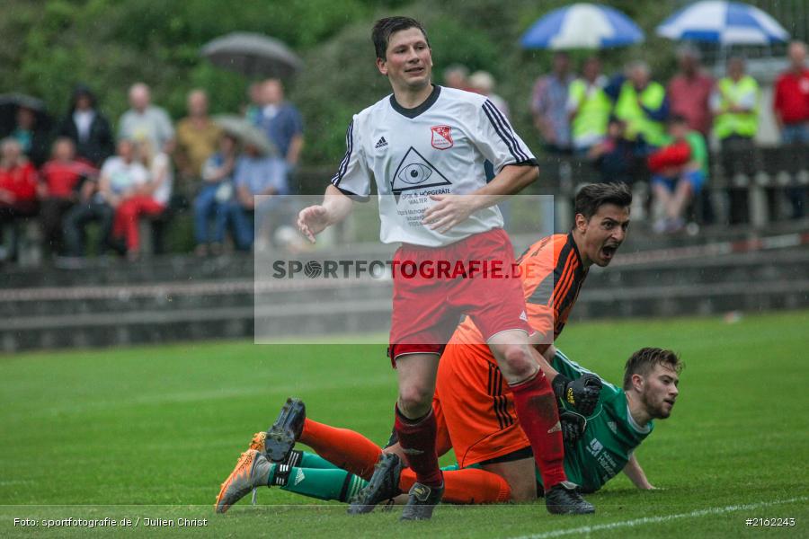 Yannick Eckert, Florian Dreher, FC Blau Weiss Leinach, 28.05.2016, Kreisliga Würzburg Gruppe 2, Relegation, FV Thüngersheim, SV Birkenfeld - Bild-ID: 2162243