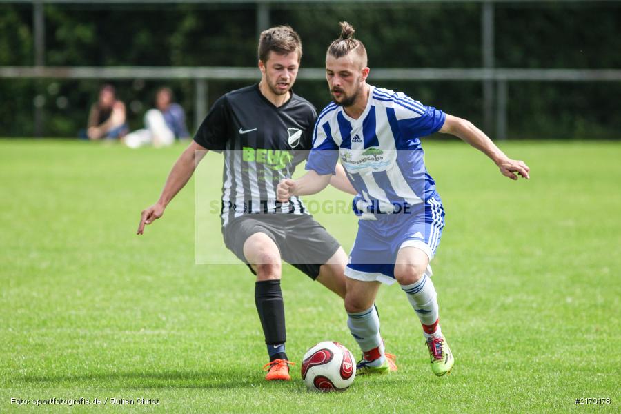 Tobias Hehrlein, Patrick Mueller, 31.07.2016, Gruppe 2, Kreisliga Würzburg, Fussball, TV Marktheidenfeld, TSV Retzbach - Bild-ID: 2170178