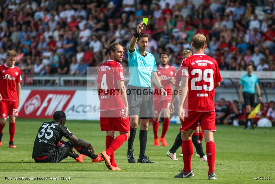 Manuel Gräfe, Rico Benatelli, Sebastian Neumann, 14.08.2016, flyeralarm Arena, Würzburg, 2. Bundesliga, 1. FC Kaiserslautern, FC Würzburger Kickers - Bild-ID: 2170485 Manuel Gräfe, Rico Benatelli, Sebastian Neumann, 14.08.2016, flyeralarm Arena, Würzburg, 2. Bundesliga, 1. FC Kaiserslautern, FC Würzburger Kickers - Bild-ID: 2170485