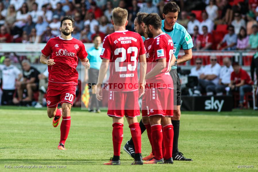 Daniel Nagy, 14.08.2016, flyeralarm Arena, Würzburg, 2. Bundesliga, 1. FC Kaiserslautern, FC Würzburger Kickers - Bild-ID: 2170490 Daniel Nagy, 14.08.2016, flyeralarm Arena, Würzburg, 2. Bundesliga, 1. FC Kaiserslautern, FC Würzburger Kickers - Bild-ID: 2170490