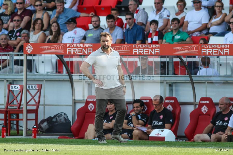 Bernd Hollerbach, 14.08.2016, flyeralarm Arena, Würzburg, 2. Bundesliga, 1. FC Kaiserslautern, FC Würzburger Kickers - Bild-ID: 2170491 Bernd Hollerbach, 14.08.2016, flyeralarm Arena, Würzburg, 2. Bundesliga, 1. FC Kaiserslautern, FC Würzburger Kickers - Bild-ID: 2170491