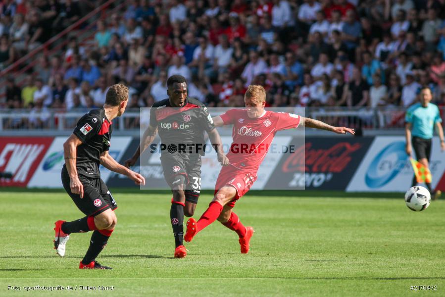Osayamen Osawe, Richard Weil, 14.08.2016, flyeralarm Arena, Würzburg, 2. Bundesliga, 1. FC Kaiserslautern, FC Würzburger Kickers - Bild-ID: 2170492 Osayamen Osawe, Richard Weil, 14.08.2016, flyeralarm Arena, Würzburg, 2. Bundesliga, 1. FC Kaiserslautern, FC Würzburger Kickers - Bild-ID: 2170492