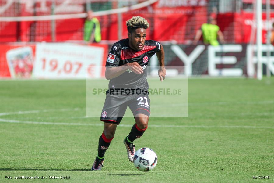 Philipp Mwene, 14.08.2016, flyeralarm Arena, Würzburg, 2. Bundesliga, 1. FC Kaiserslautern, FC Würzburger Kickers - Bild-ID: 2170498 Philipp Mwene, 14.08.2016, flyeralarm Arena, Würzburg, 2. Bundesliga, 1. FC Kaiserslautern, FC Würzburger Kickers - Bild-ID: 2170498