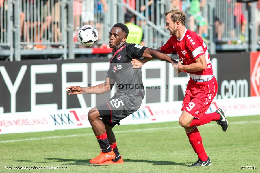 Sebastian Neumann, Osayamen Osawe, 14.08.2016, flyeralarm Arena, Würzburg, 2. Bundesliga, 1. FC Kaiserslautern, FC Würzburger Kickers - Bild-ID: 2170513