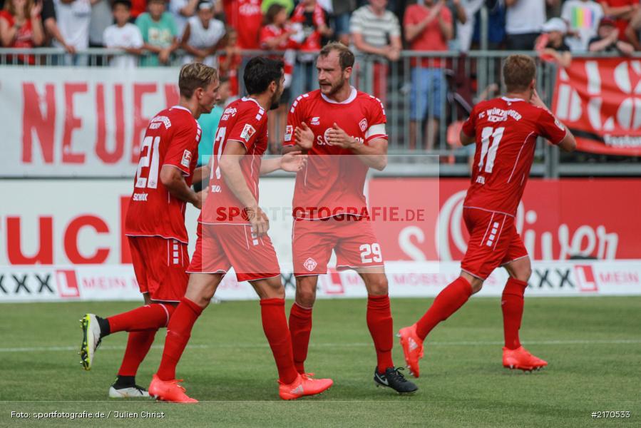 Sebastian Neumann, 14.08.2016, flyeralarm Arena, Würzburg, 2. Bundesliga, 1. FC Kaiserslautern, FC Würzburger Kickers - Bild-ID: 2170533