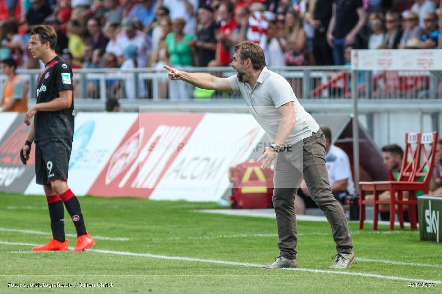 Bernd Hollerbach, 14.08.2016, flyeralarm Arena, Würzburg, 2. Bundesliga, 1. FC Kaiserslautern, FC Würzburger Kickers - Bild-ID: 2170537