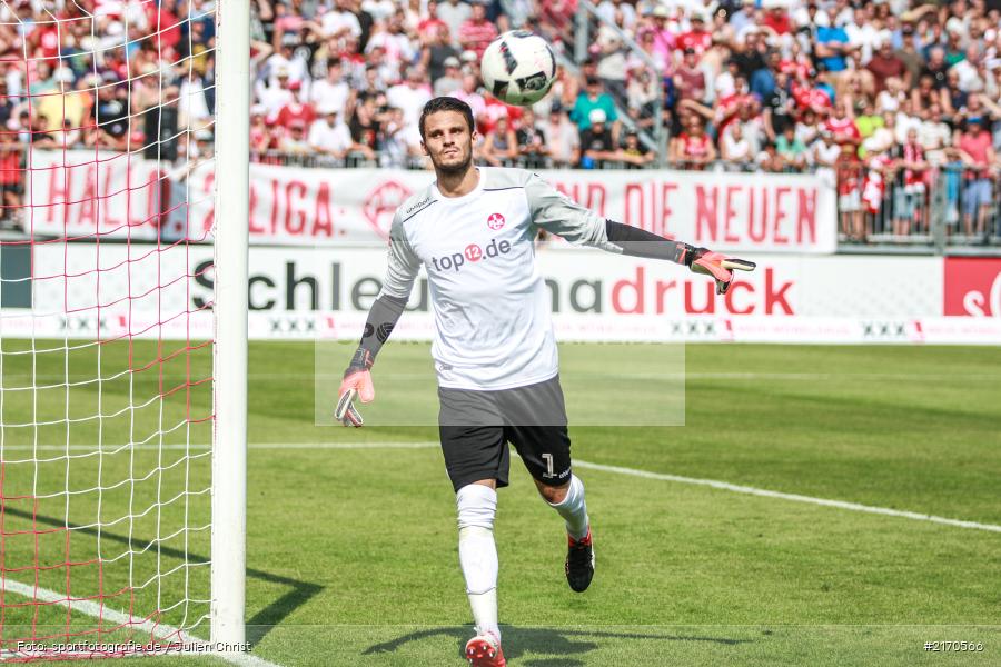 André Weis, 14.08.2016, flyeralarm Arena, Würzburg, 2. Bundesliga, 1. FC Kaiserslautern, FC Würzburger Kickers - Bild-ID: 2170566