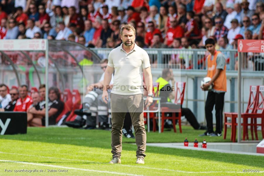 Bernd Hollerbach, 14.08.2016, flyeralarm Arena, Würzburg, 2. Bundesliga, 1. FC Kaiserslautern, FC Würzburger Kickers - Bild-ID: 2170606