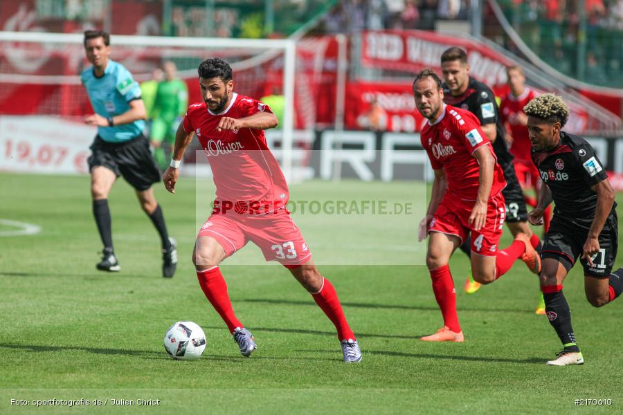 Elia Soriano, 14.08.2016, flyeralarm Arena, Würzburg, 2. Bundesliga, 1. FC Kaiserslautern, FC Würzburger Kickers - Bild-ID: 2170610 Elia Soriano, 14.08.2016, flyeralarm Arena, Würzburg, 2. Bundesliga, 1. FC Kaiserslautern, FC Würzburger Kickers - Bild-ID: 2170610